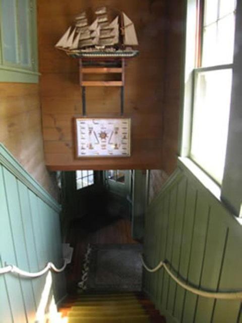 Oliver Lodge Meredith Exterior foto